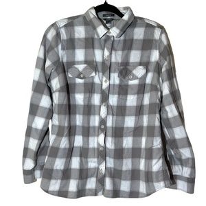 Eddie Bauer Women’s Gray and White Plaid Long Sleeve Flannel Button Up Soft